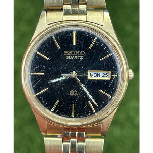 Vintage Seiko watch 5Y23-8049 Gold Tone Quartz SQ day/date Dead Battery Black - Picture 2 of 15